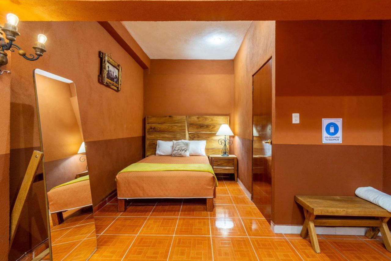 Hosteria Casa Marquez Leon Ngoại thất bức ảnh