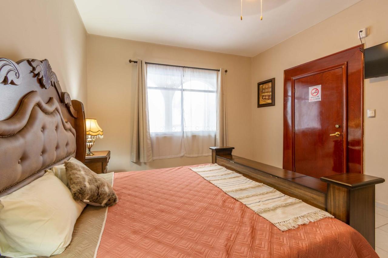 Hosteria Casa Marquez Leon Ngoại thất bức ảnh