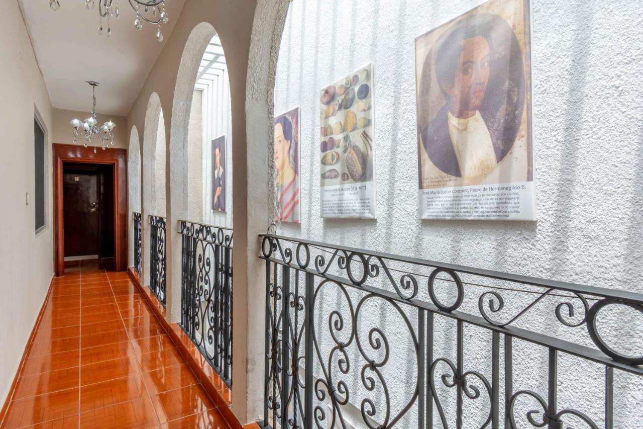 Hosteria Casa Marquez Leon Ngoại thất bức ảnh