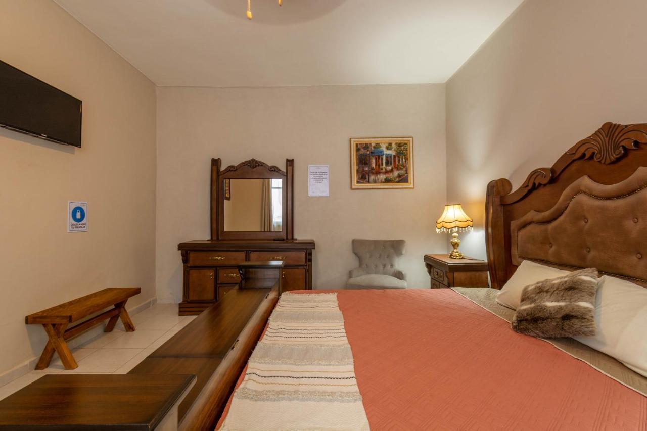 Hosteria Casa Marquez Leon Ngoại thất bức ảnh