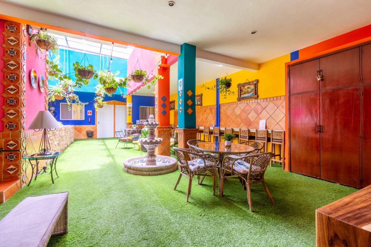 Hosteria Casa Marquez Leon Ngoại thất bức ảnh