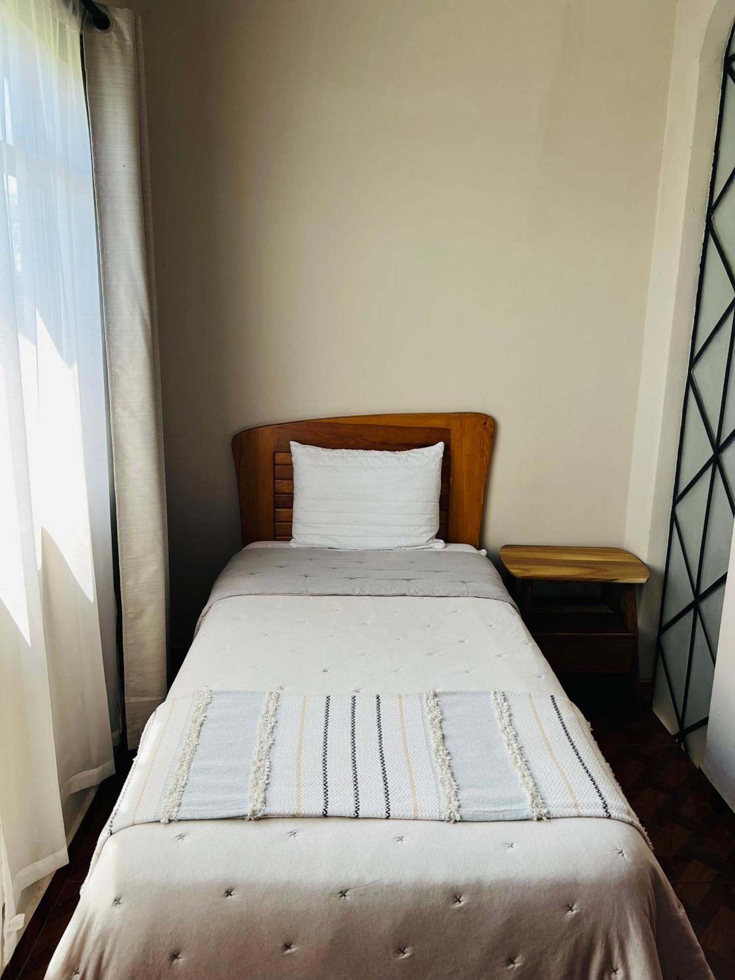 Hosteria Casa Marquez Leon Ngoại thất bức ảnh
